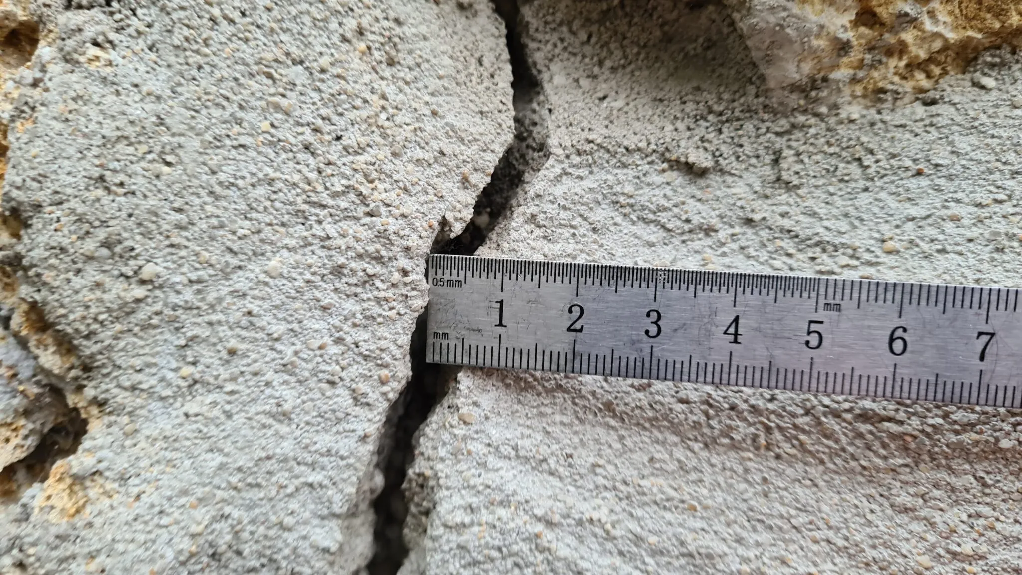 fissure sécheresse maison comment éviter les fissures grâce à l'aide de l'état