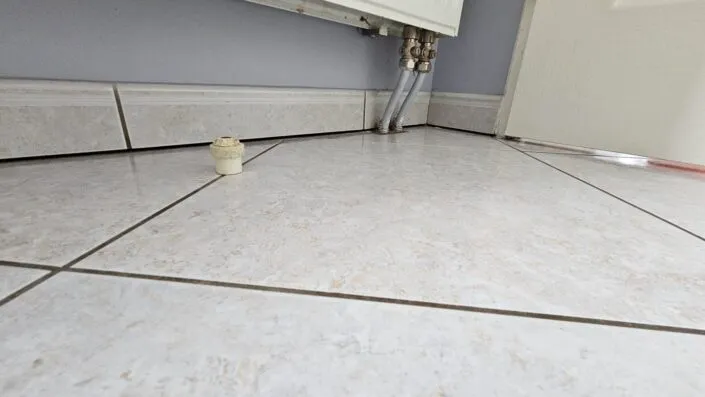 expertise fissure affaissement plancher béton décollement de plinthes maison rennes 35 ille et villaine