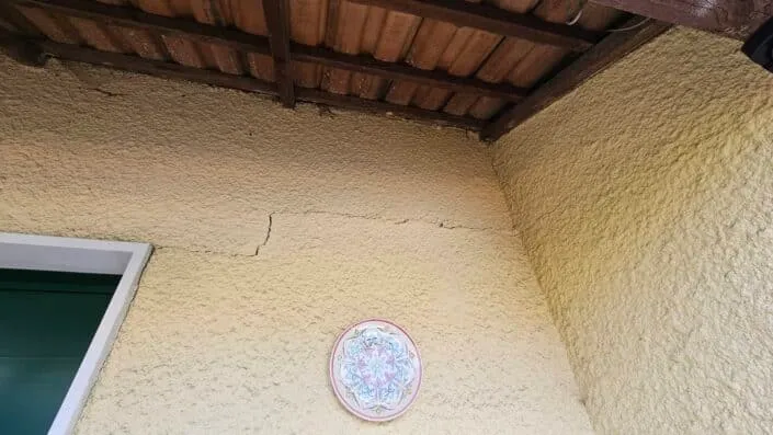 fissure structurelle sécheresse, tassement différentiel, mouvement terrain